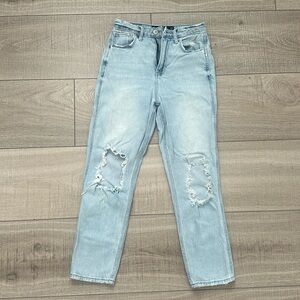Women’s Hollister Denim Jeans, 0S, w24, L25, Ultra High-Rise Mom Jean.